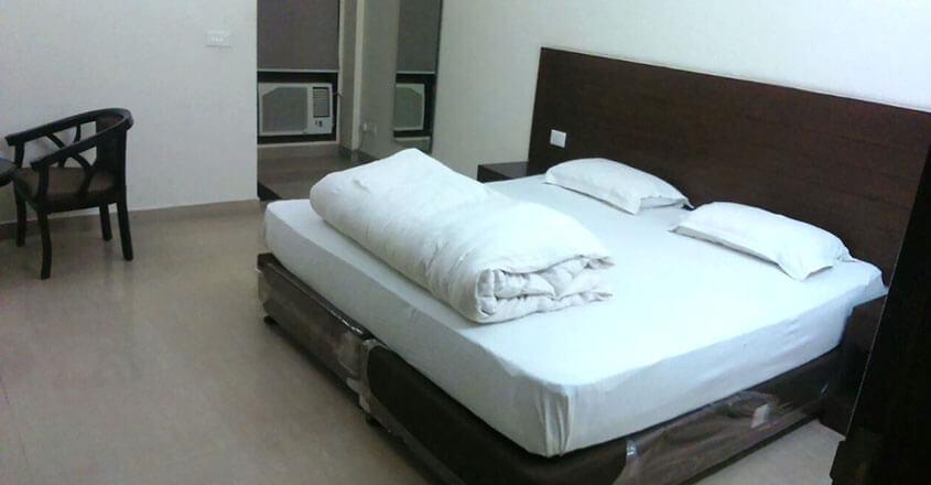 Hotel Shiv Villa Banner