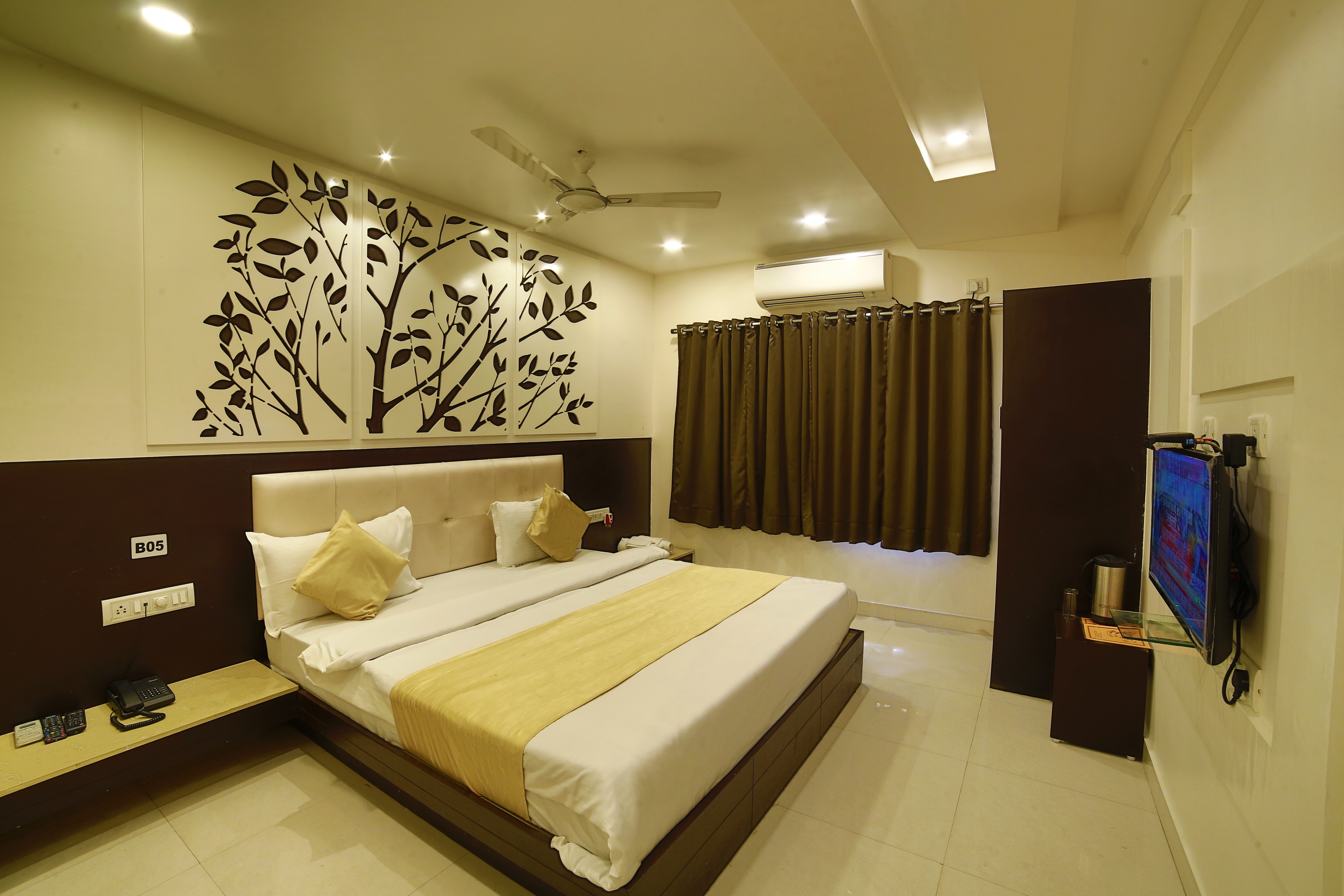 Hotel Shiv Villa, Mount Abu - Slider Image