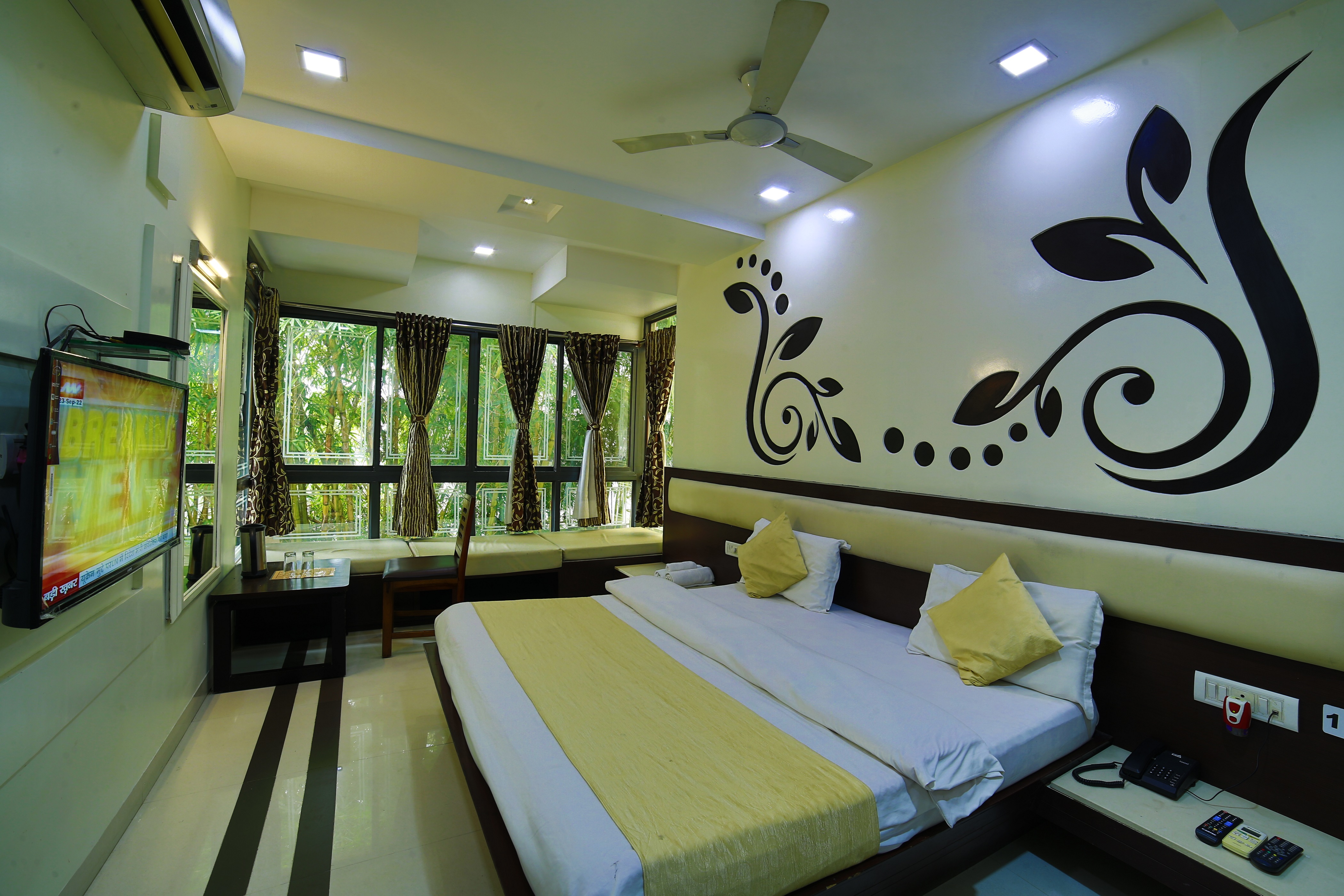 Hotel Shiv Villa, Mount Abu - Slider Image 1